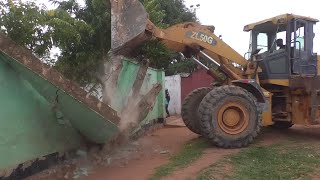 Vivez la destruction des habitations sur les avenues Dodome et Zaire dans la Quartier de la plaine [upl. by Rodmur]