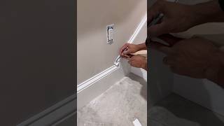 Molding transition Easy trick to find the angle 👉 Gpr3Carpentry🔨 viralvideo carpentry tips [upl. by Sucy951]