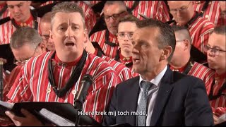 Mannenkoor Eiland Urk zingt quotHet ruwe padquot olv G Schinkel orgel H vd Meij Piano J Schenk [upl. by Aldarcie]