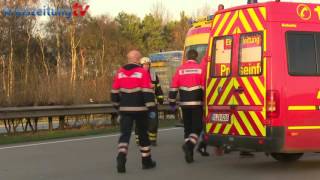 Schwerer Unfall auf der A1 zwischen Wildeshausen und Groß Ippener [upl. by Sidnala]