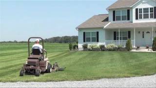 Lawn striping and lawn patterns with a Grasshopper zero turn mower [upl. by Mirisola128]