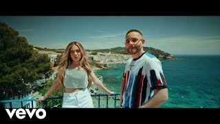 Rocco Hunt Ana Mena  Un bacio allimprovviso Official Video [upl. by Neelrac886]