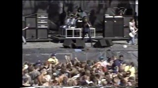 RAMONES  Beat on the Brat  Lollapalooza 1996  MTV BRASIL [upl. by Resarf402]