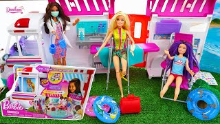 ABRO y JUEGO con la AMBULANCIA MÉDICA de BARBIE🚑 [upl. by Salli]