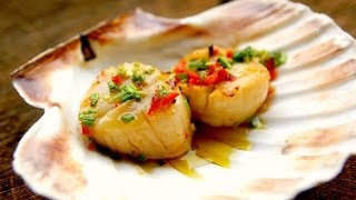 How To grill scallops Scallops video recipe [upl. by Ordep]