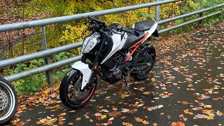 Ktm Duke 125 Wheelie training [upl. by Doria719]