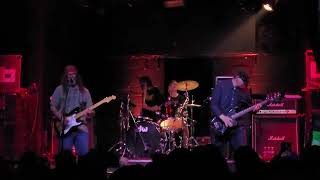 Brant Bjork Trio  Cleaning Out The Ashtray Uniclub 090324 4K [upl. by Amble559]