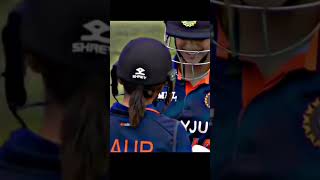 Smriti mhandna hitting batting in cricket match in india vs england youtubeshorts cricket shorts [upl. by Dysart]