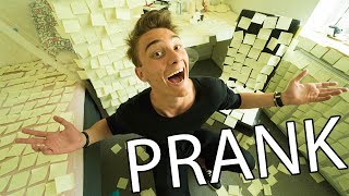 FYLDER SØSTERS VÆRELSE MED STICKY NOTES PRANK  Alexander Husum [upl. by Aylsworth301]