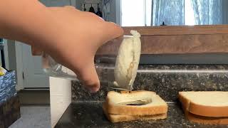 How to make uncrustables [upl. by Gaskill]