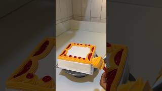 Simple Beautiful cake decoration cake ytshorts viralshort [upl. by Malonis]