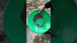 Literally thousands of garnets and how to get them using a gold pan Beckler River Campground [upl. by Abbub]