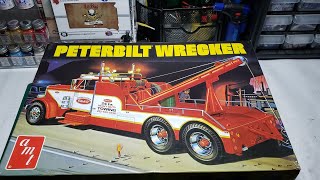 Unboxing AMT 359 Peterbilt Wrecker 125 scale [upl. by Bottali696]