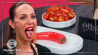 ¡Cuanto más picante soporten más ventajas tendrán ¡Prueba de los chiles  MasterChef Celebrity 9 [upl. by Switzer]