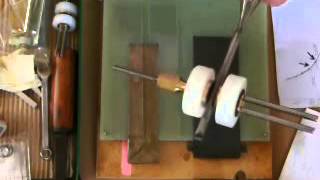 chisel sharpening with Richard Kell new large roller no2 honing guide [upl. by Aniela]