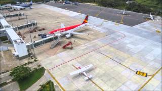 Aeropuerto Internacional Palonegro Time Lapse HD [upl. by Fenny544]