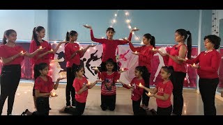 Deepawali special  Mere Tumhare Sabke Liye Happy Diwali easy dance choreography Anup Maheshwari [upl. by Amity803]