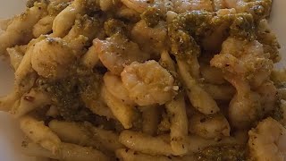 Pasta gamberi e pesto di pistacchio [upl. by Chancelor628]