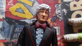 Very Rare Doctor Who 3rd Doctor And Giant Maggots From The Green Death Figure Review [upl. by Ettenej]