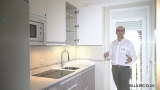 Cocina pequeña moderna  6 M2 ESTILO NORDICO  sin tiradores silestone blanco zeus [upl. by Emmeram424]