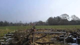 Zaagbok met kettingzaag houder Chainsaw bock [upl. by Imit]