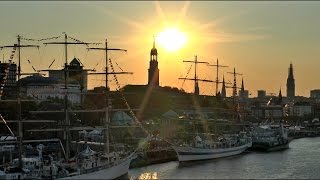 Mit AIDAaura auf Hafenrundfahrt in Hamburg  07052016 [upl. by Zenia158]