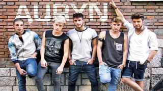 Ill Reach You Te sigo Auryn Spanglish [upl. by Drawe]