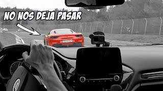 Ford Fiesta ST Adelantando Ferraris en Nurburgring [upl. by Ojahtnamas235]