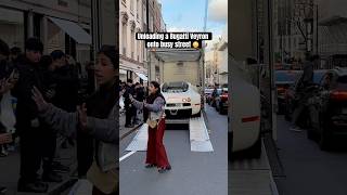 Manic Unloading 😨 Bugatti Veyron On Busy Street [upl. by Yrek580]