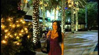 Claudia Romani Natale a Miami saluti da Lincoln road [upl. by Sirtemed]