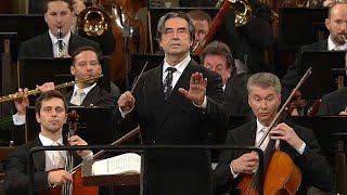 Wien 5 Neujahrskonzert von Maestro Muti  Deutscher dirigiert 2019 [upl. by Zacek]