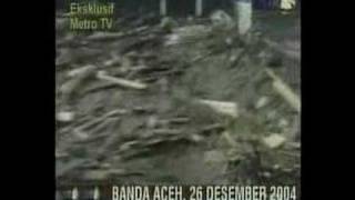 Tsunami in Banda Aceh Indonesia after Earthquake [upl. by Lyrac]