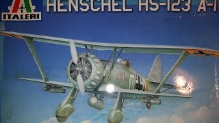 Italeri 148  Henschel  quotWhats in the Boxquot [upl. by Levana]