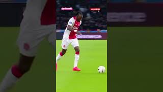 Les Moments Magiques de Bertrand Traoré etalon burkinafaso viral foot [upl. by Vergos]