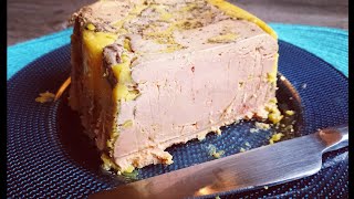 Foie gras facile et inratable dans le micro urban Tupperware [upl. by Etneciv]