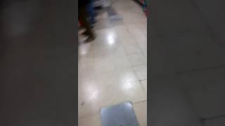 Asi roban en Carrefour express [upl. by Orlina]