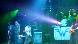 Weezer  quotFalling For Youquot live  New York 12182010 [upl. by Oliana]