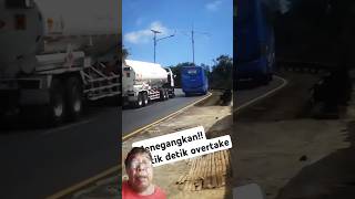 Trailer tangki Pertamina overtake trailerreaction automobile bus overtake feedshort [upl. by Nosimaj]