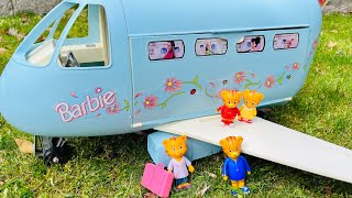 Airplane PLANE Ride TOYS Daniel Tiger’s Neighbourhood Video for Kids [upl. by Nomyar621]