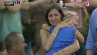 Nadal sarrête en plein match pour aider une maman à retrouver sa fille [upl. by Pfeifer]