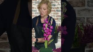 Pollen Free Petals  Floral Design Tips [upl. by Cardie815]