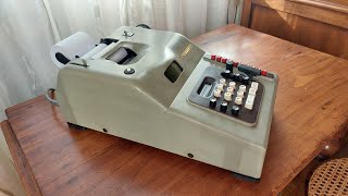 1945 Olivetti MC4 Multisumma running without body  made in Italy  electromechanical calculator [upl. by Dorise]