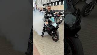 SUZUKI GSXR 750 burnout  Zakończenie Sezonu Motocyklowego 2024 Gostynin burnout stunt motorbike [upl. by Cliffes]