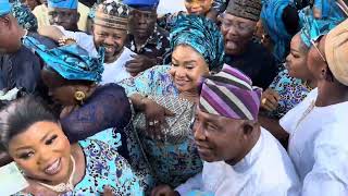 OGA BELLO AND ALAO MALAIKA AT BOSE AKINOLA’S FATHER’S BURIAL CEREMONY [upl. by Walley]