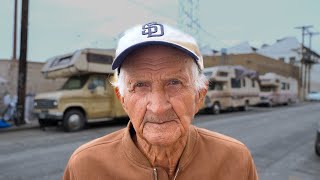 80 years old and homeless veteran in Los Angeles needs help [upl. by Jacintha507]