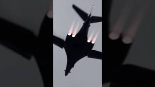 🇺🇸 Awesome LOW B1 Bomber Takeoff 🔥🔥 viralshorts airplane aviation [upl. by Marcus]