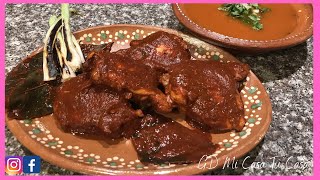 💥Como Hacer BARBACOA de POLLO 🍗Con HOJAS DE PLATANO y su CONSOME  En vaporera DELICIOSO 🤤 [upl. by Houlberg]