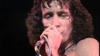 AC⁄DC TNT BON SCOTT ANGUS YOUNG London Live HD 27th 1977 [upl. by Carroll691]