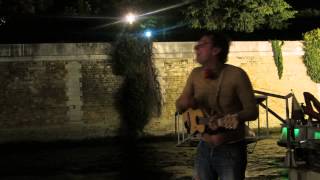 Didier Super quotJen ai rien à foutrequot  Live  Quais de Seine Paris  24092013 HD [upl. by Haveman]