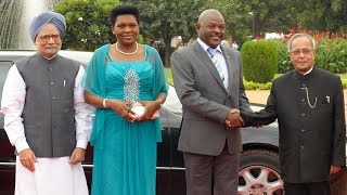 Ceremonial welcome of President Pierre Nkurunziza of the Republic of Burundi at Rashtrapati Bhavan [upl. by O'Meara519]